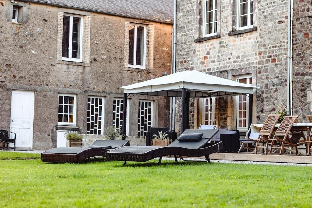 Domaine Saint Michel & Spa Tamerville Exterior foto